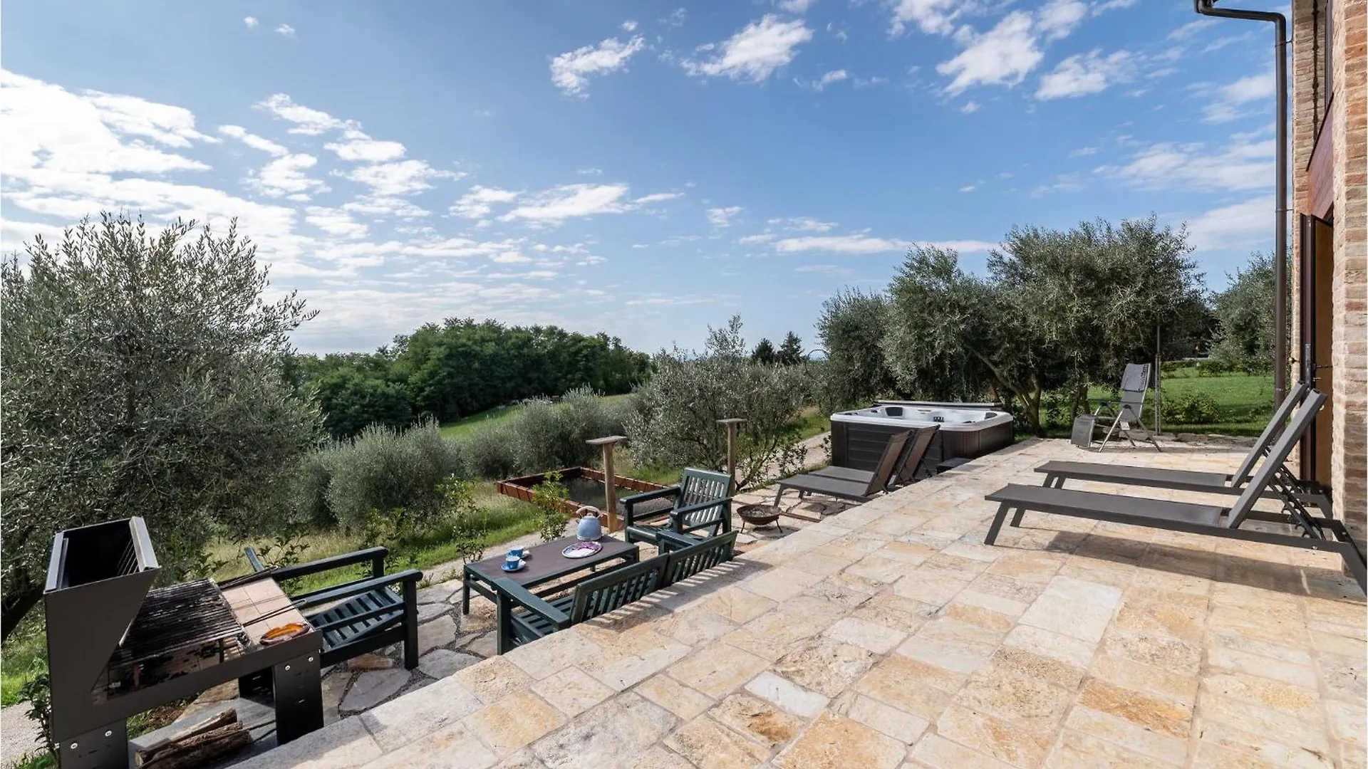 Beautiful Home In Volpago Del Montello With Wifi بيت للعطل